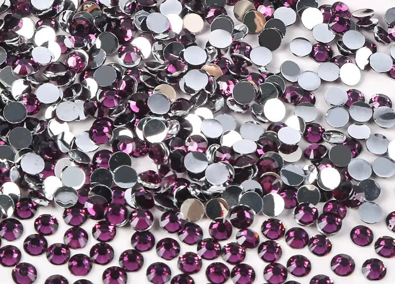 Silverback Resin Rhinestones (5 MM)