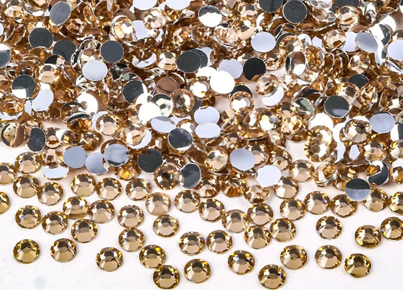 Silverback Resin Rhinestones (5 MM)