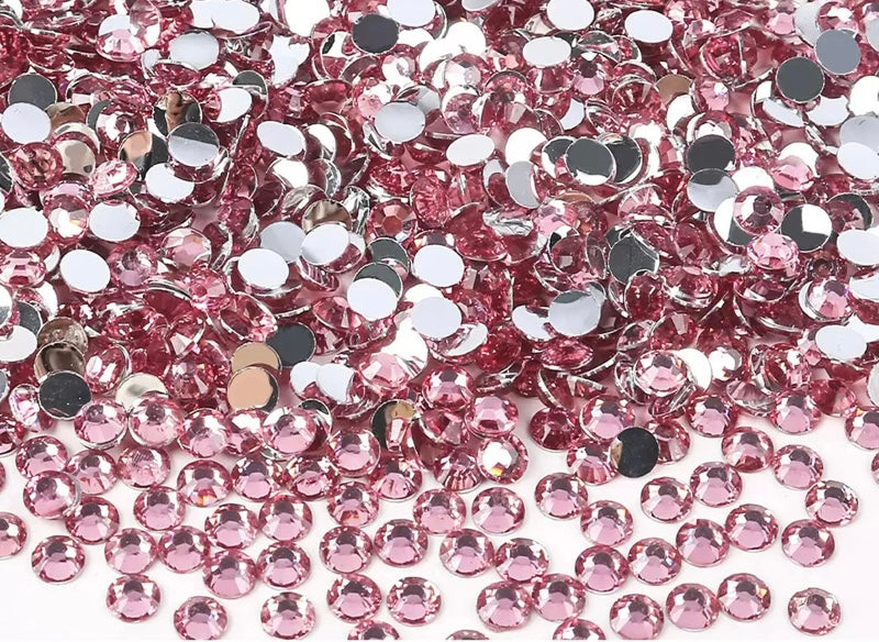 Silverback Resin Rhinestones (5 MM)