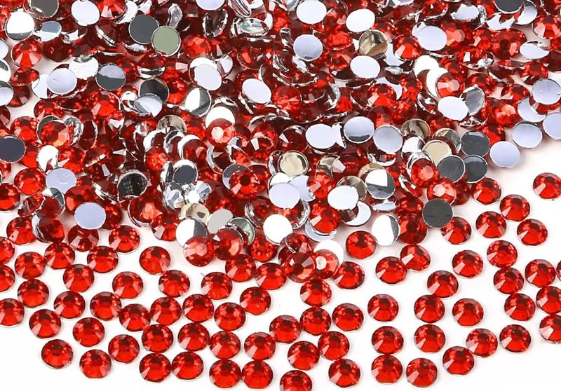 Silverback Resin Rhinestones (5 MM)