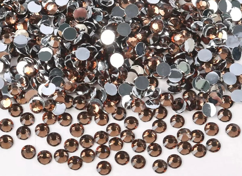 Silverback Resin Rhinestones (5 MM)