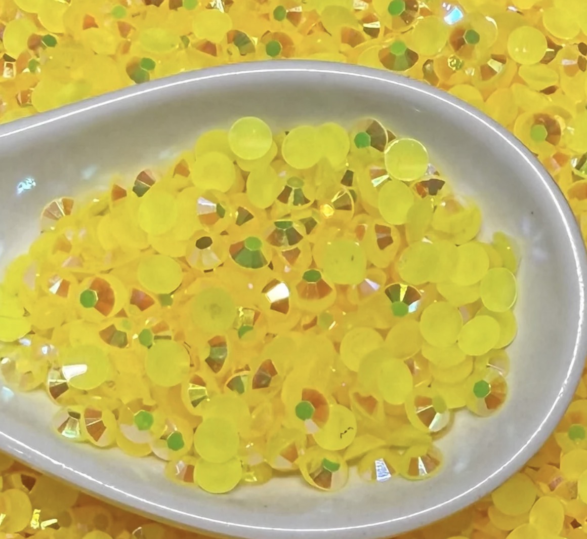 Resin Jelly Mixed Sized