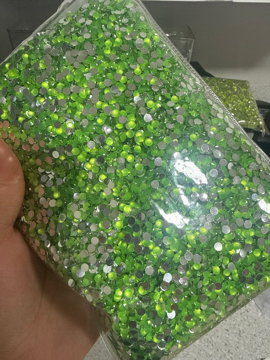 Emerald City (Neon Rhinestones)(4MM)